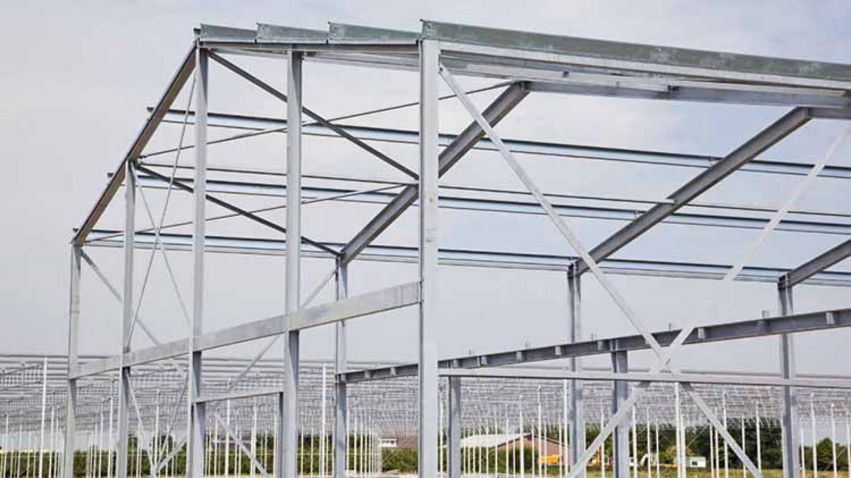 نکات مهم در اجرای وال پست در سوله